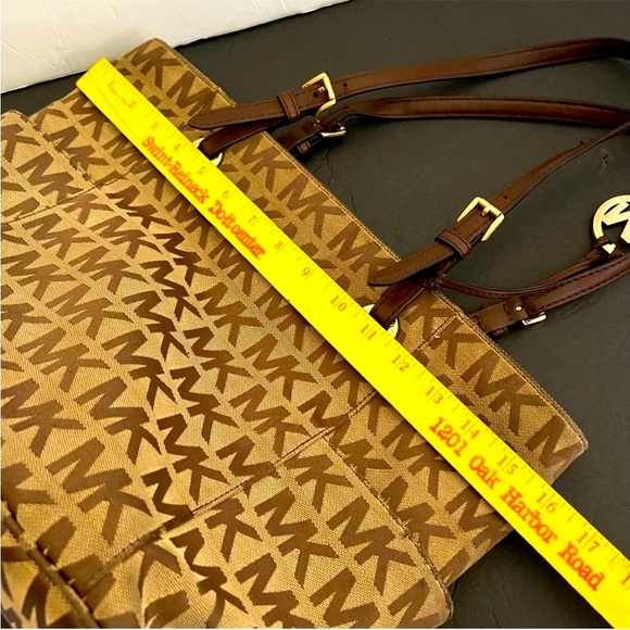 Michael Kors Brown Signature MK Tote - Picture 11 of 15